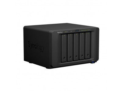 Сетевой накопитель Synology DS1517+(16Gb) - Снят с производства Сетевой накопитель Synology DS1517+(16Gb) - Снят с производства