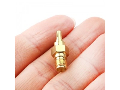Переходник CRC9 - SMA female Переходник CRC9 - SMA female