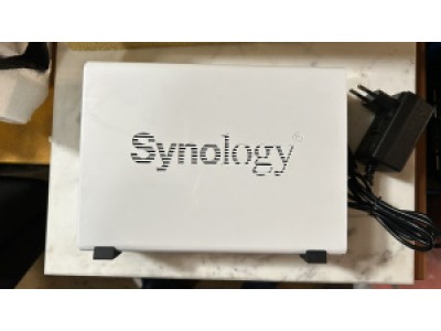 Сетевое хранилище SYNOLOGY DS120j Сетевое хранилище SYNOLOGY DS120j